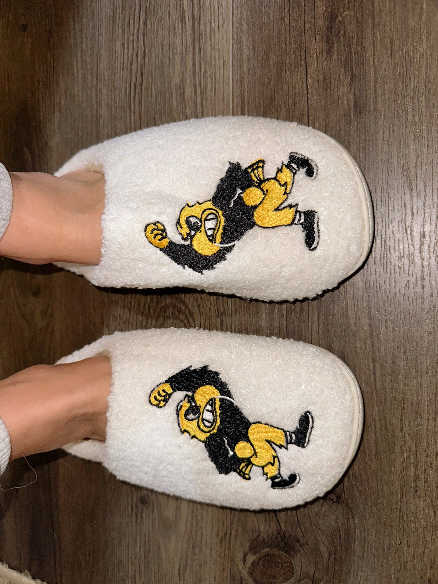Herky Slippers